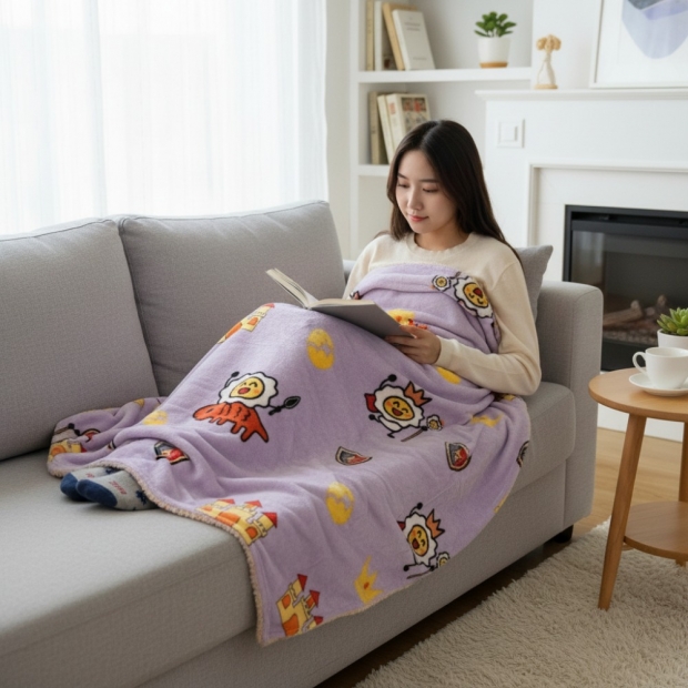 法蘭絨毛毯,雞蛋小人,Egg Friends,可愛,療癒,保暖,萬用毯,薄毯,午睡毯,披肩,聖誕禮物,交換禮物,旅行